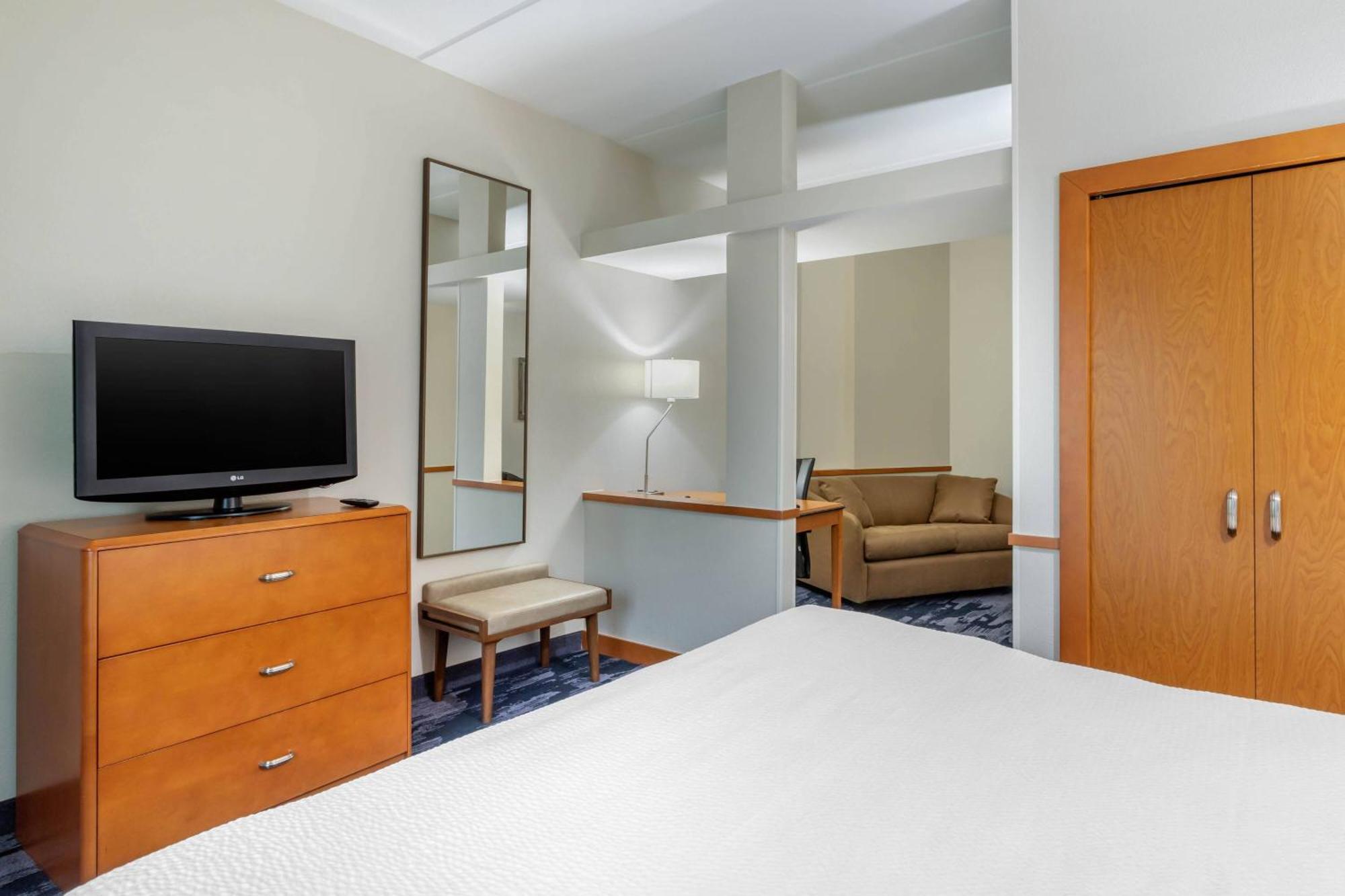 Fairfield Inn & Suites By Marriott Houston Конро Экстерьер фото