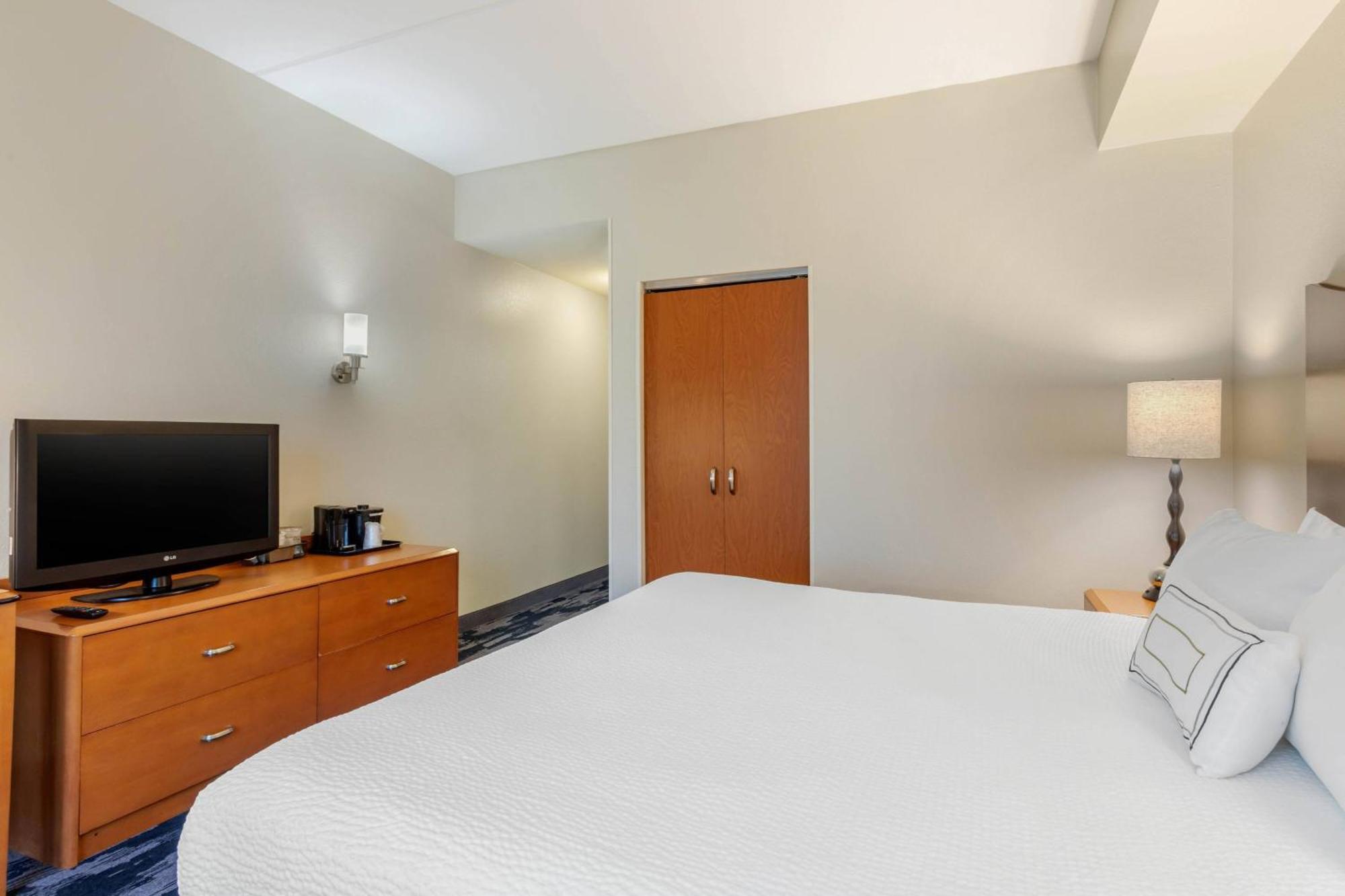 Fairfield Inn & Suites By Marriott Houston Конро Экстерьер фото