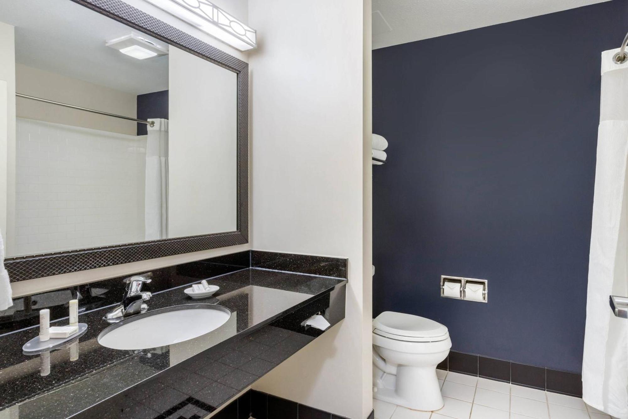 Fairfield Inn & Suites By Marriott Houston Конро Экстерьер фото